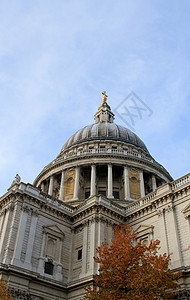 伦敦圣保罗大教堂历史雕像历史性吸引力地标大教堂圆顶城市宗教场景图片