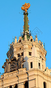 莫斯科塔楼的螺旋柱图片