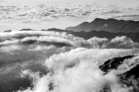 戏剧性山地风景图片