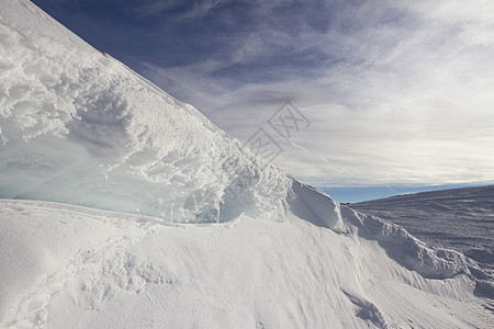 冬季风景季节旅游旅行滑雪板管道图片