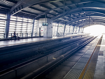 火车站的轨道3图片