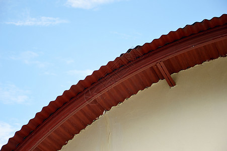 一座古建筑的屋顶旅行蓝色场景城市墙壁建筑物装饰品游客建筑地标图片