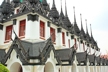 曼谷的Loha Prasat铁庙建筑学窗户寺庙建筑旅游石头宗教白色艺术佛塔图片