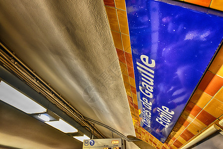 巴黎 查尔斯·戴高乐地铁站标志图片