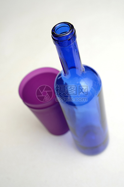 水瓶瓶装茶点水合物生活养生之道食物液体矿物口渴瓶子图片