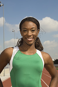 一名非洲裔美国人女子田径跑步运动员的肖像图片