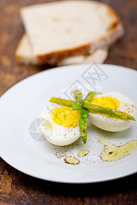 和蛋饮食美食乡村沙拉面包摄影服务蔬菜熟食木头图片