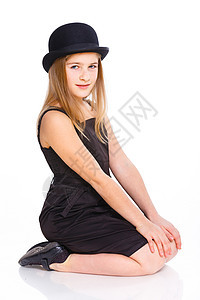 戴保龄帽子的女孩女性投球戏服剧院蕾丝戏剧性乐趣黑发娱乐头发图片