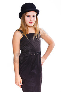 戴保龄帽子的女孩礼帽剧院蕾丝黑发戏剧性快乐娱乐孩子裙子乐趣图片