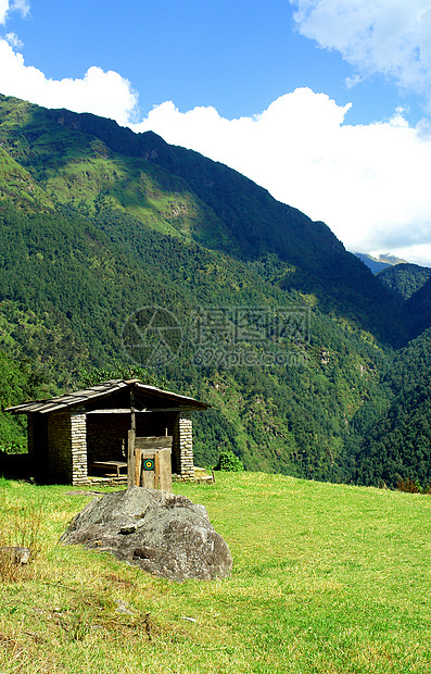 美丽的海马拉扬森林景观 前往安娜普尔纳基地Cam生态热带风景探索高地山沟环境树木山脉石头图片