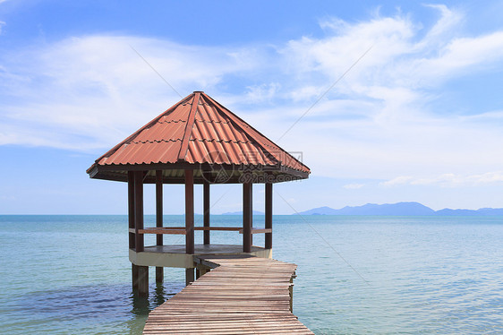 木林码头 有海中阳台旅行海洋气氛旅游海景海浪海岸地平线热带漂移图片