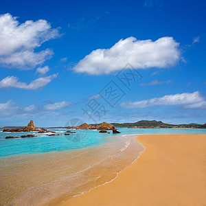 巴利阿里群岛Menorca的太阳假期海景波浪海滩场景石头地标旅行岩石图片