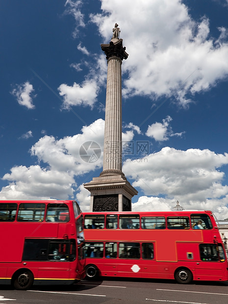 联合王国伦敦Trafalgar广场红巴士图片