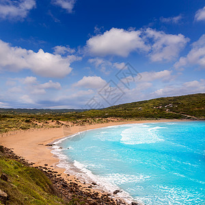 巴利阿里群岛海滩的Fornells场景支撑蓝色石头海岸波浪太阳地标天空海洋图片