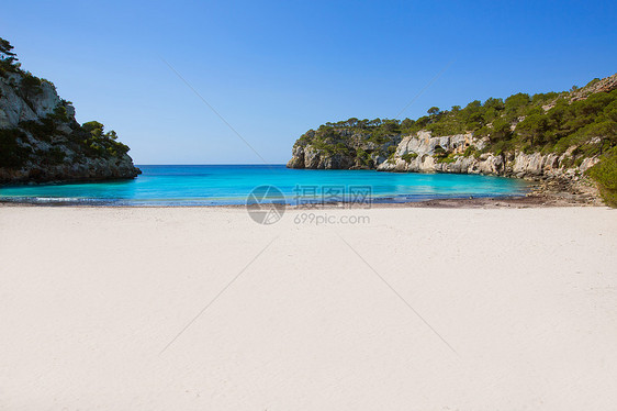 松绿的Balearic地中海海岸支撑太阳海景旅行海洋悬崖假期海滩岩石图片