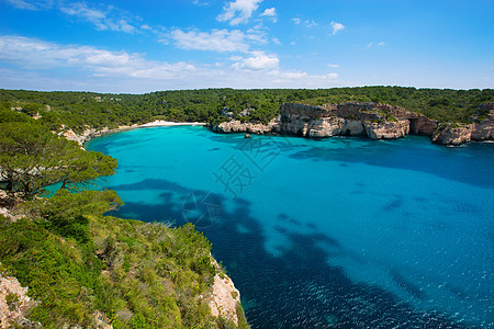 松绿的Balearic地中海海岸场景石头晴天天空海滩支撑岩石太阳蓝色图片