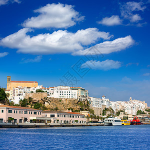 巴利阿里群岛Menorca的毛毛马洪港波浪港口场景旅行村庄城市海岸线太阳海岸支撑图片