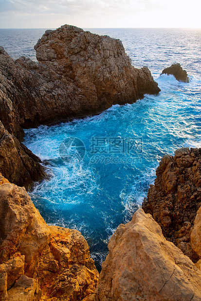 巴利阿里群岛的日落太阳假期悬崖支撑海洋海景晴天地标海岸海岸线图片