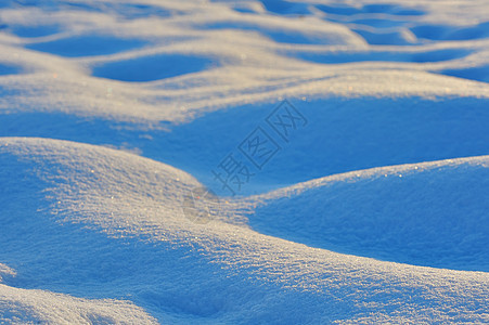 暴雪的波浪闪光场地爬坡海浪季节沙丘沙漠阴影天气大雪图片