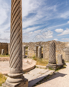 摩洛哥Volubilis的废墟石头建筑学城市遗产旅游考古学古物古董考古历史图片