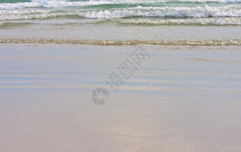 沙滩和热带海墙纸海浪冲浪海洋风景旅游地平线蓝色场景阳光图片