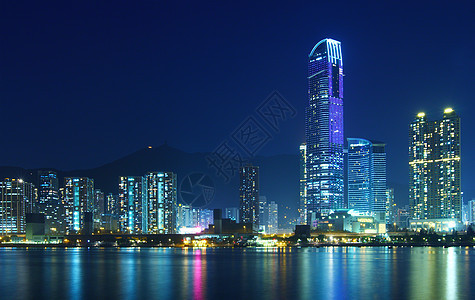 香港市晚上住宅民众城市海洋景观天际房屋市中心居所海岸图片