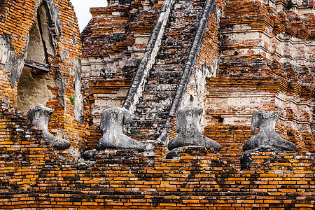 泰国Ayuttaya的Buddha断裂历史佛塔冥想公园建筑学历史性寺庙团体信仰国家图片