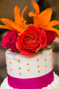 结婚蛋糕细节花朵白色派对接待糖果婚礼甜点婚宴粉色结婚日背景图片