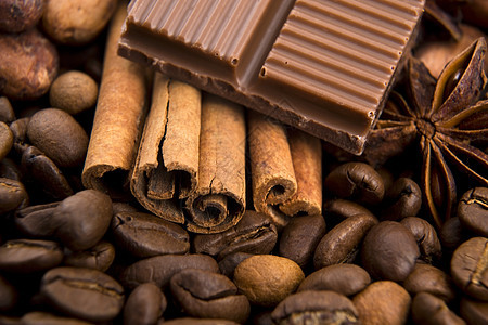 含有咖啡豆 香料和可可的巧克力咖啡肉桂酒吧药品食物味道欲望小吃香气种子图片