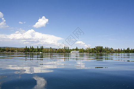 湖湖 海旅游海滩风景地方反射海浪旅行航行公园池塘图片