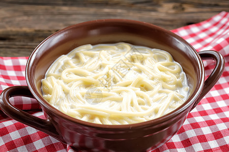 配有牛奶的体糖食物小麦小吃饮食勺子奶制品营养早餐甜点桌子图片