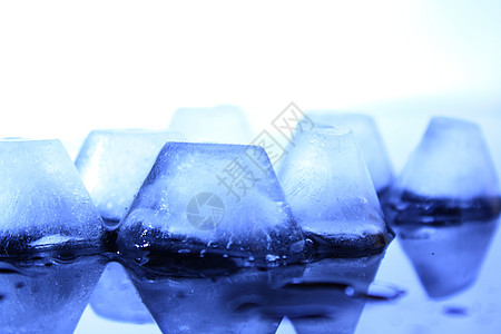 冰雪方块冰箱水晶叶子蓝色生态冷却器平方工作室冷藏冻结图片
