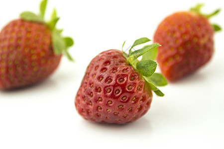 草莓宏观果实花园饮食果味养分甜点浆果食物叶子图片