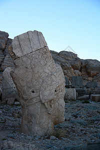 纳鲁特山神的纪念碑雕塑旅游遗产旅行心地石头雕像国家上帝考古学图片