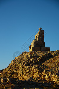 纳鲁特山神的纪念碑火鸡古董心地上帝岩石世界雕像历史旅游遗产图片