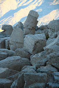 纳鲁特山神的纪念碑世界心地火鸡石头国家考古学上帝岩石遗产历史图片
