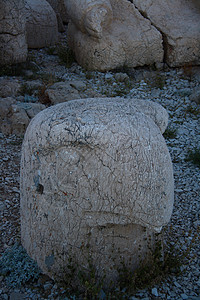 纳鲁特山神的纪念碑岩石旅行世界历史旅游国家石头遗产考古学上帝图片