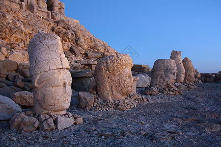纳鲁特山神的纪念碑心地火鸡遗产古董国家上帝石头世界考古学旅行图片