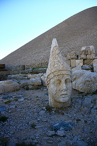 纳鲁特山神的纪念碑石头国家火鸡历史遗产雕塑雕像岩石世界考古学图片