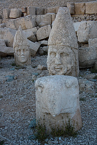 纳鲁特山神的纪念碑岩石火鸡心地旅行石头上帝世界考古学雕塑古董图片