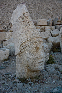 纳鲁特山神的纪念碑雕像历史雕塑石头旅游遗产国家岩石旅行考古学图片