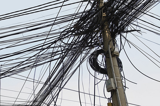 电极上的电线连网活力电力纠纷传输电气视图摄影能量公用事业力量图片