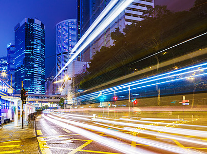 夜间在香港的交通路线天际景观公司城市商业办公室天空地标金融踪迹图片