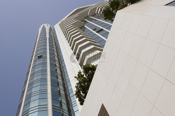 阿拉伯联合酋长国迪拜Deira高楼办公大楼低角度视图图片