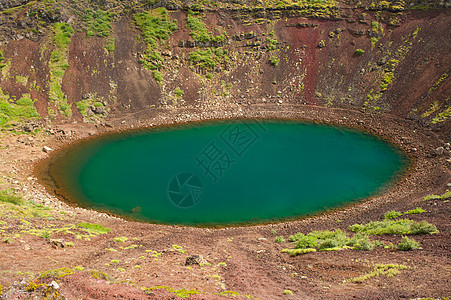 克朗id蓝色天空火山口地质学圆形绿色地标火山蓝晶红色图片