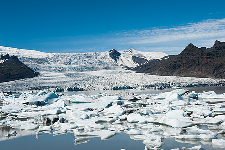 费雅萨隆冰山荒野环境山脉风景冰川天空图片