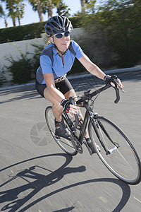 女性道路骑自行车女图片