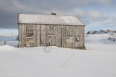 在挪威的寄宿房屋外观建筑群岛天空预感建筑学农场住宅风景阁楼图片