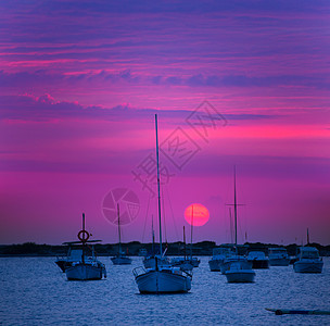湖Formentera日落地标血管紫色海岸海滩小岛天空蓝色旅行旅游图片