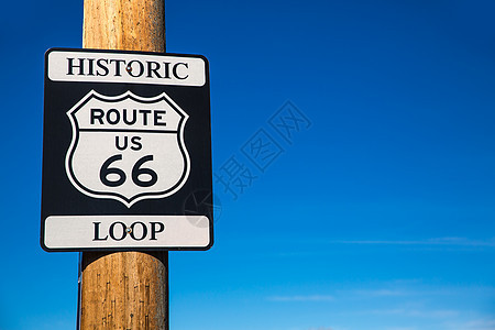 美国亚利桑那州66号公路路标蓝色乡愁州际白色旅行风景天空汽车历史性旅游图片